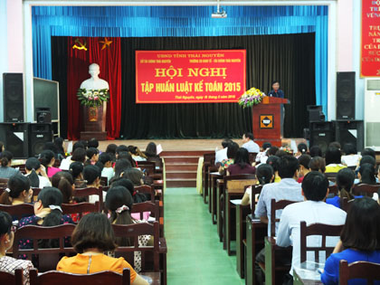 Trường Cao đẳng Kinh tế-Tài chính Thái Nguyên đăng cai hội nghị tập huấn luật kế toán 2015.